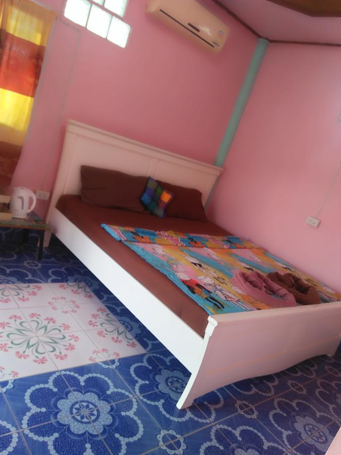 Lanta Danai Guesthouse Ко-Ланта Екстер'єр фото