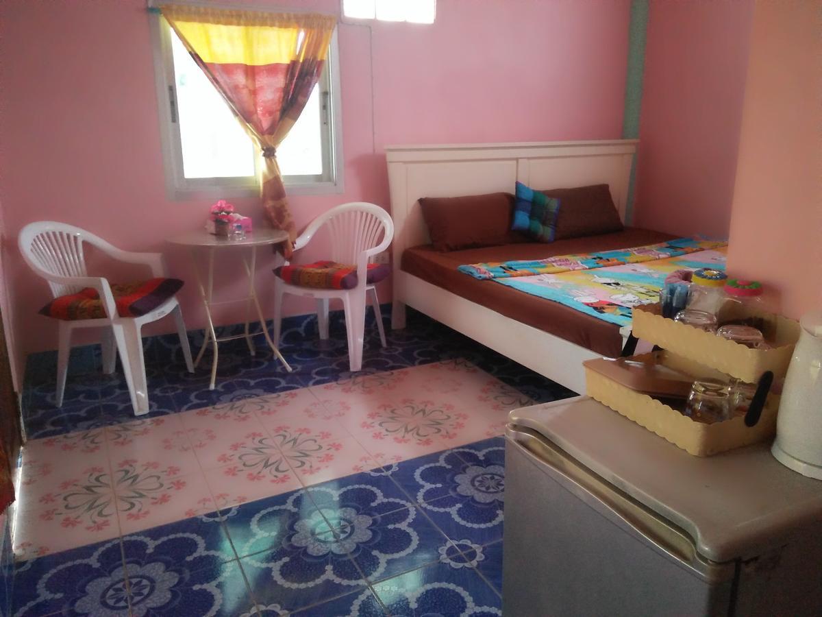 Lanta Danai Guesthouse Ко-Ланта Екстер'єр фото